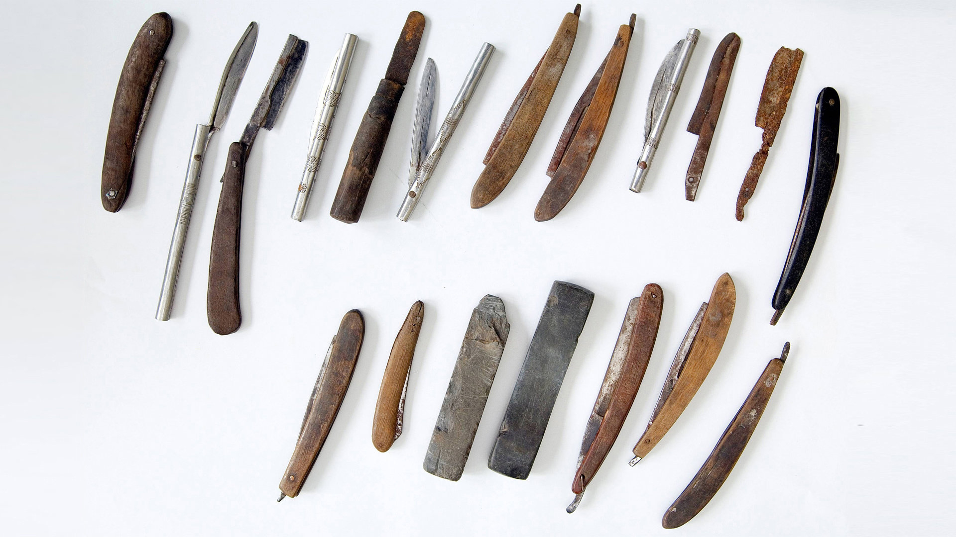 Genitalverstümmelung (FGM): Messer, die für Beschneidungen benutzt werden Genitalverstümmelung (FGM): Messer, die für Beschneidungen benutzt werden