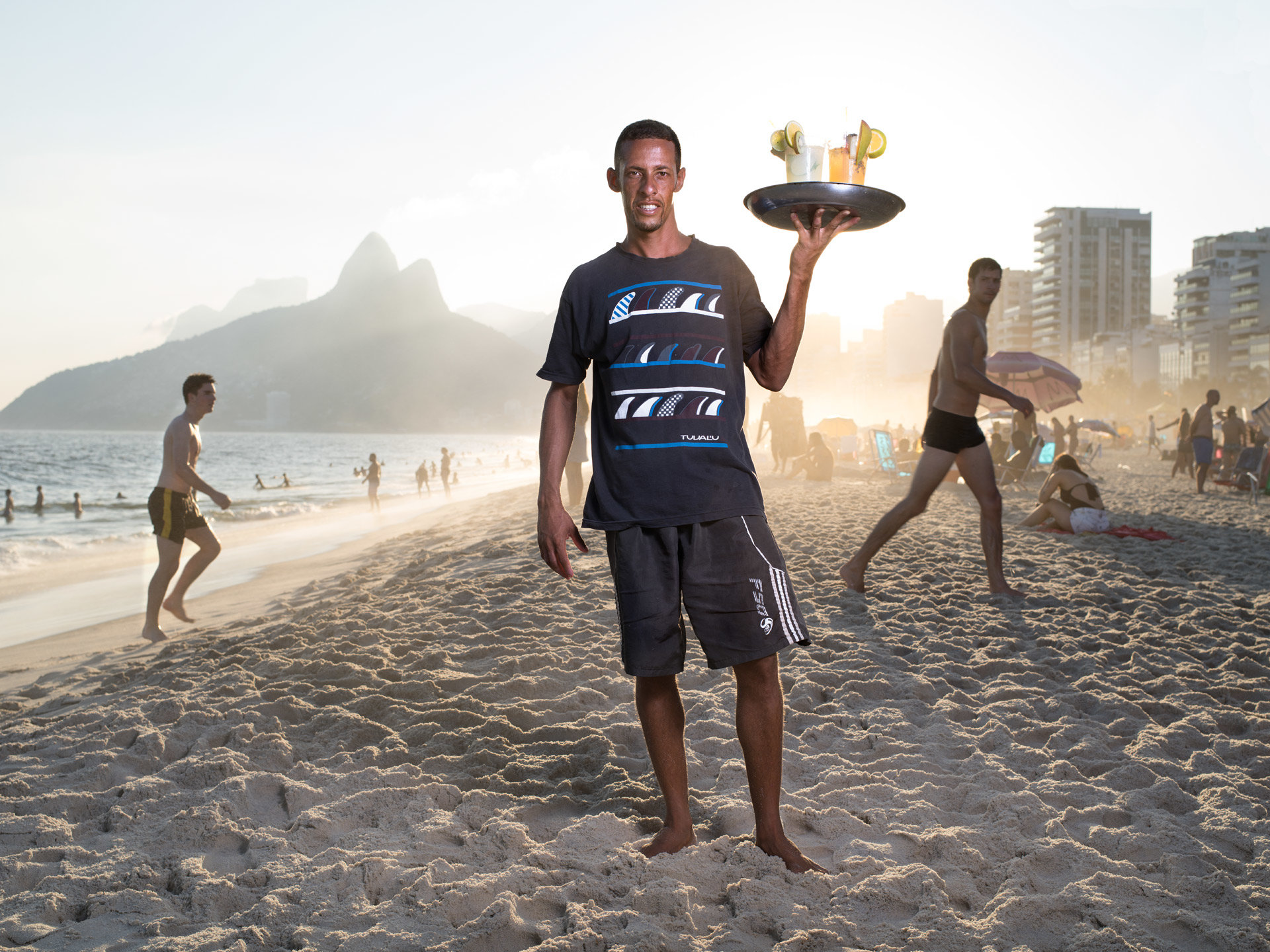 Silberth Ferrera am Strand von Rio 