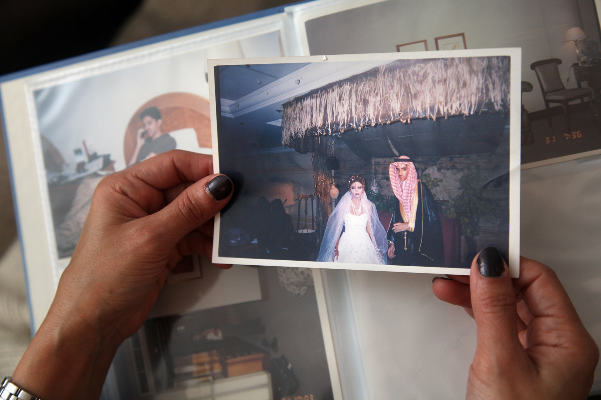 Hochzeitsfoto von Ralf Badawi und seiner Frau in Saudi-Arabien Hochzeitsfoto von Ralf Badawi und seiner Frau in Saudi-Arabien