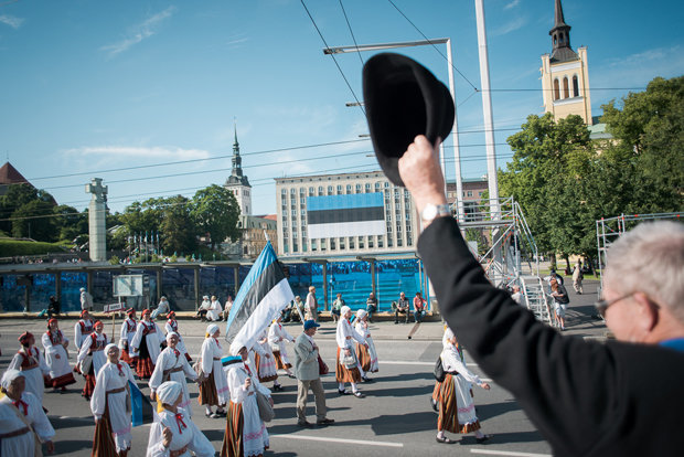 Blau, Weiß und Schwarz: Der estnische Patriotismus ist entspannter als in vielen anderen Ländern (Fabian Weiß)
