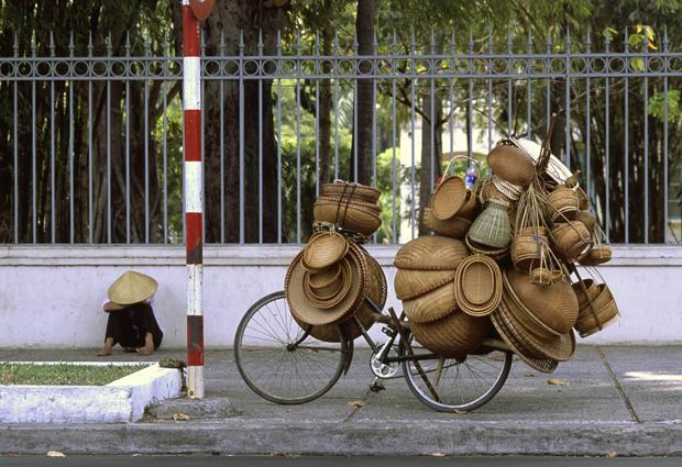 Nicht lang ist es her, da war Vietnam ein sehr ursprüngliches Land, in dem es nur wenig Kunststoff gab (Foto: Mario Weigt/ Anzenberger)