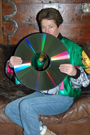 Der runde Datenträger CD-ROM kam Ende der 1970er Jahre auf, eine Abwandlung der Audio-CD  (Thomas Mailaender)