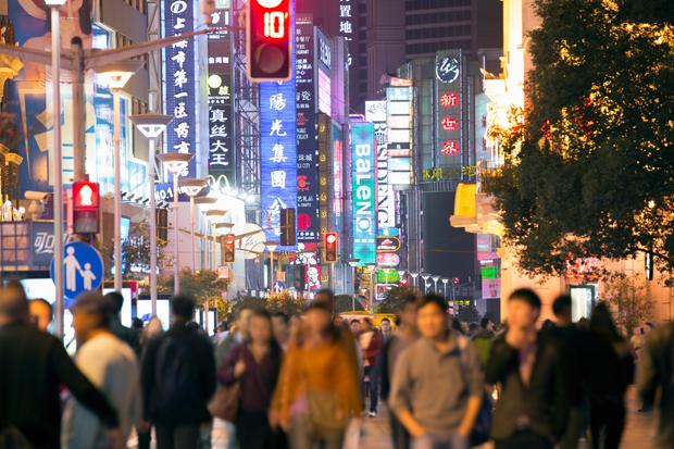 Hunderttausende arbeiten in Schanghai, ohne je richtig anzukommen (Foto: Getty)