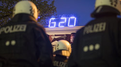 Polizisten am 1. Mai in Hamburg