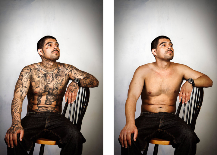 Links: ein stark tätowierter Mann, rechts: derselbe Mann ohne Tattoos Links: ein stark tätowierter Mann, rechts: derselbe Mann ohne Tattoos