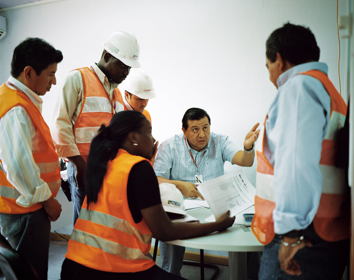 Internationales Arbeiterteam in Angola