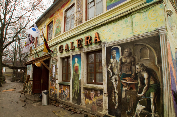 Wo Politik die Kunst des Unmöglichen ist: Užupis Wo Politik die Kunst des Unmöglichen ist: Užupis