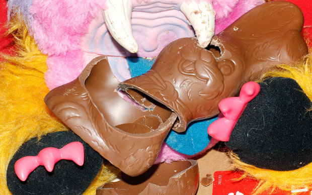 Spar dir dein Mitleid beim Köpfen des Schokohasen. Denk lieber mal an die Kakaobauern Spar dir dein Mitleid beim Köpfen des Schokohasen. Denk lieber mal an die Kakaobauern