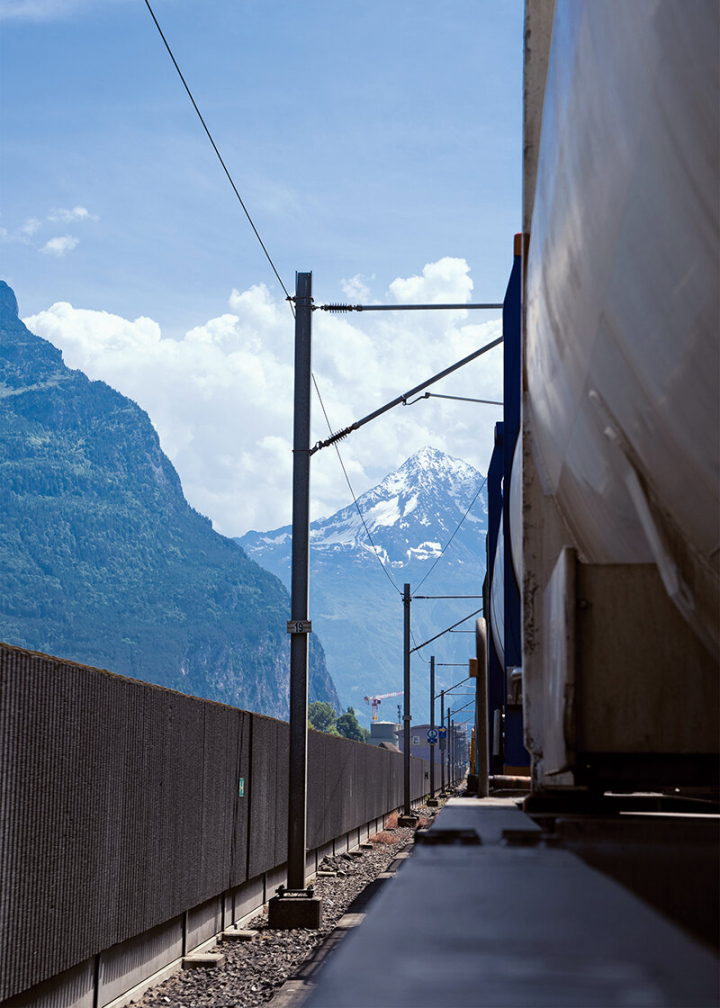 Freight-hopping Freight-hopping