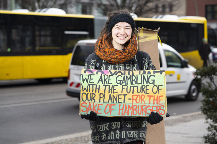 Nala Mandrakas, 20, Berlin, studiert Skandinavistik Nala Mandrakas, 20, Berlin, studiert Skandinavistik