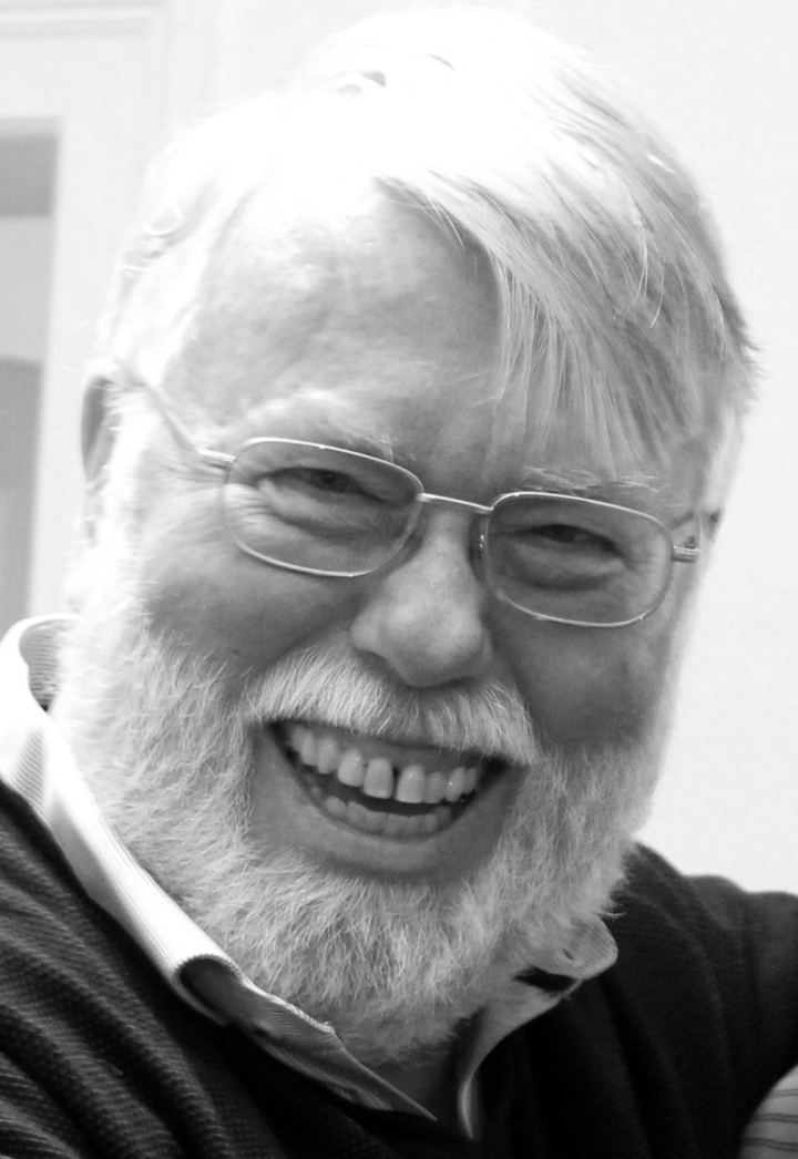 Friedrich Rost (*1949) hat zu „Theorien des Schenkens“ geforscht. Bis zu seinem Ruhestand lehrte er an der Freien Universität Berlin
