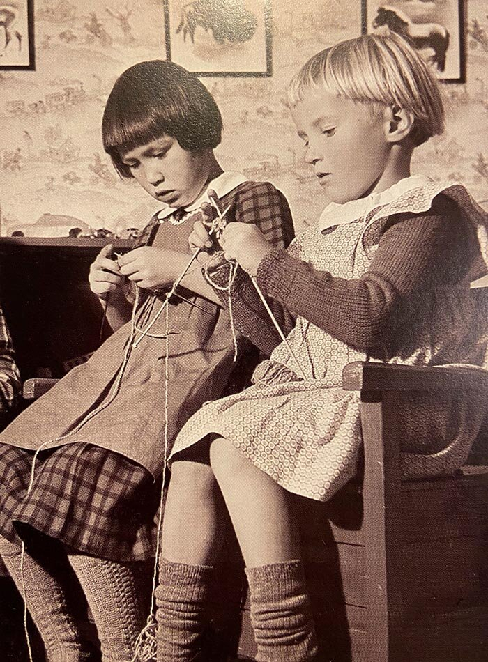 Thiesen mit blonder Pflege-Schwester (Tochter der Pflegefamilie) in Dänemark Thiesen mit blonder Pflege-Schwester (Tochter der Pflegefamilie) in Dänemark