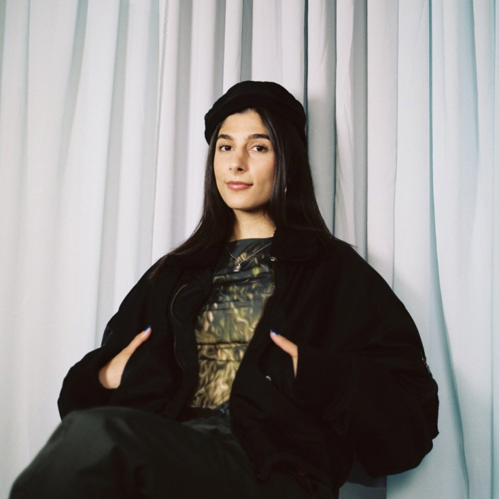 Miriam Davoudvandi Miriam Davoudvandi