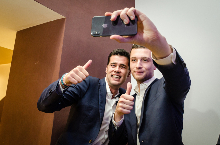 Selfie Selfie