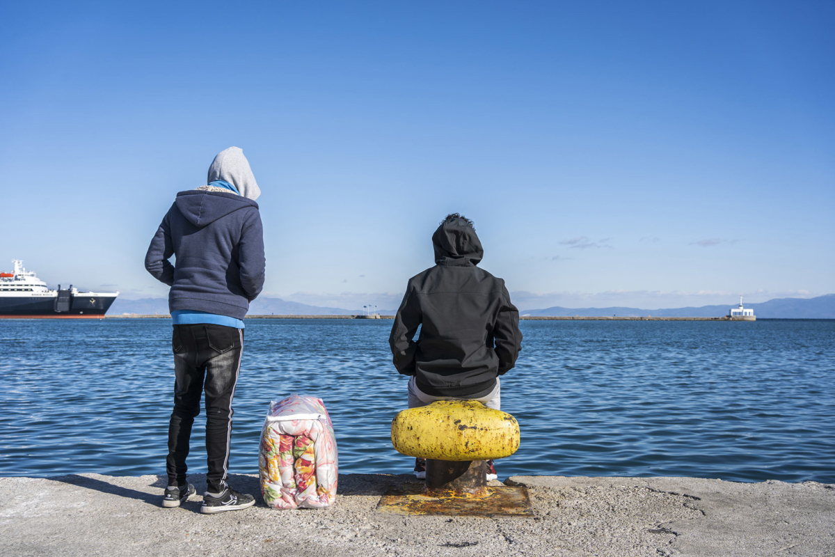 Die zwei Freunde Quasay Waran*, 20 Jahre, aus Jemen und Faisah Kalar*, 20 Jahre alt, aus Somalia Lesbos, Moria, Flucht