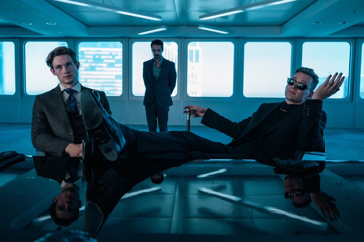 Ben (Damian Hardung) und Theo (Rick Okon ) werden in das Familienunternehmen beordert Ben (Damian Hardung) und Theo (Rick Okon ) werden in das Familienunternehmen beordert