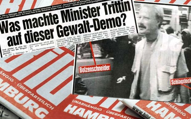 Jürgen Trittin – angeblich mit Schlagstock auf einer Demo Jürgen Trittin – angeblich mit Schlagstock auf einer Demo