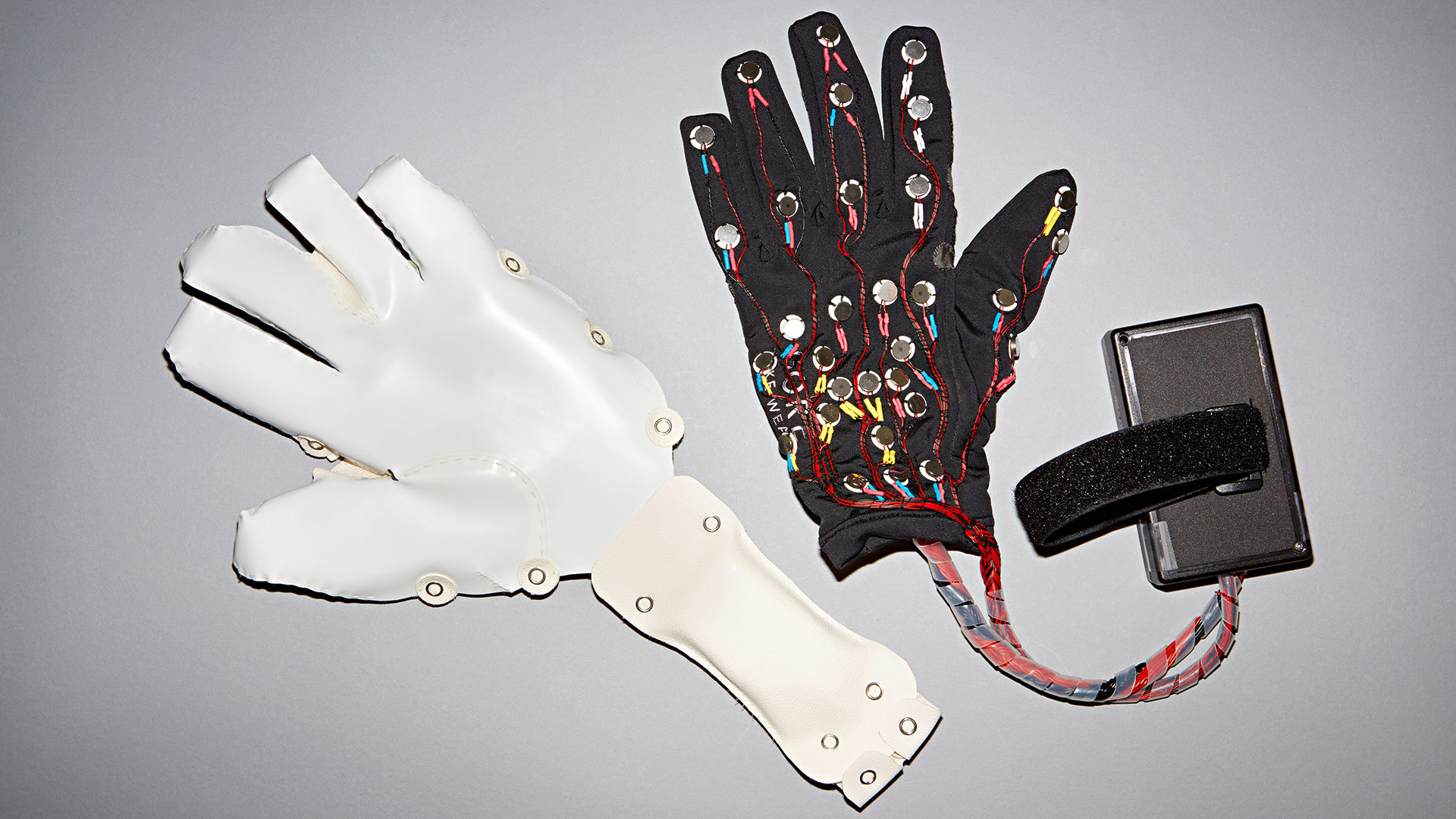 Datenhandschuh für taubblinde Menschen Datenhandschuh für taubblinde Menschen