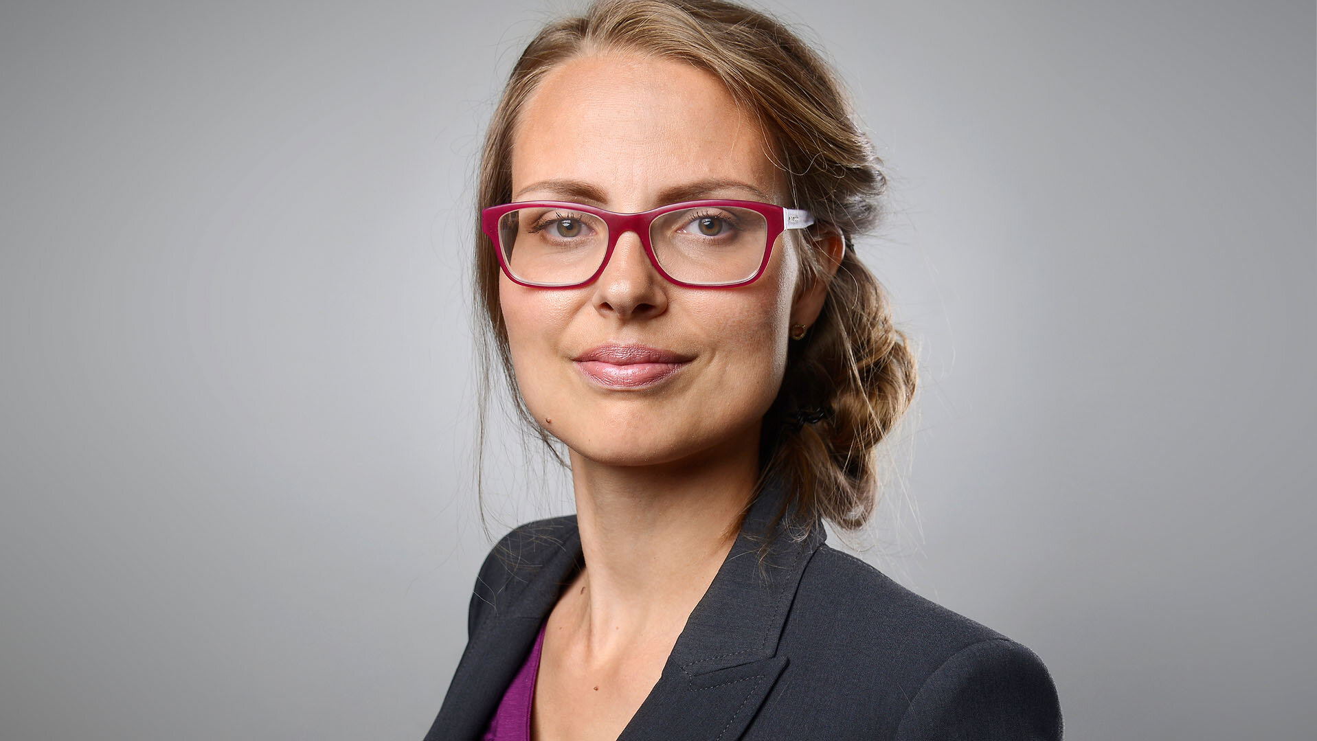 Sara Grundel Sara Grundel