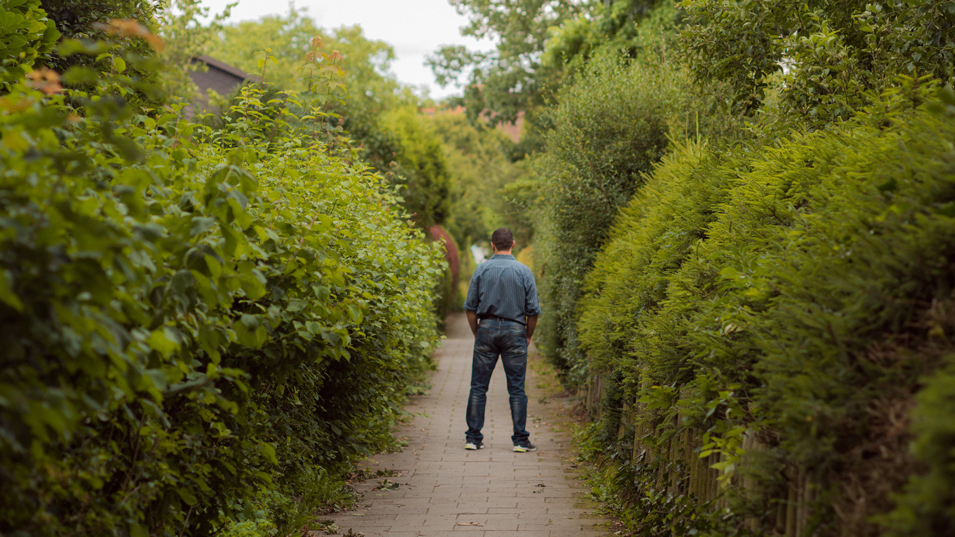 Aziz in einem Park