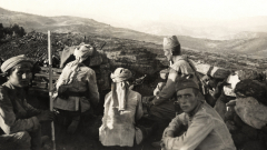 Soldaten auf Posten im Rif Gebirge