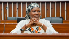 Anne Marie Yacine Tine im Parlament