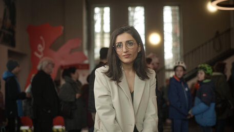 Soleen Yusef gibt auf der Berlinale das Interview 