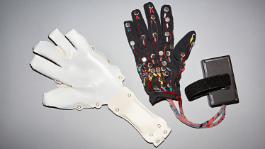 Datenhandschuh für taubblinde Menschen Datenhandschuh für taubblinde Menschen